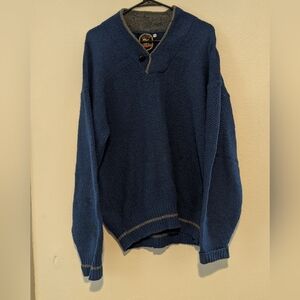 Vintage Men's Blue Sweater